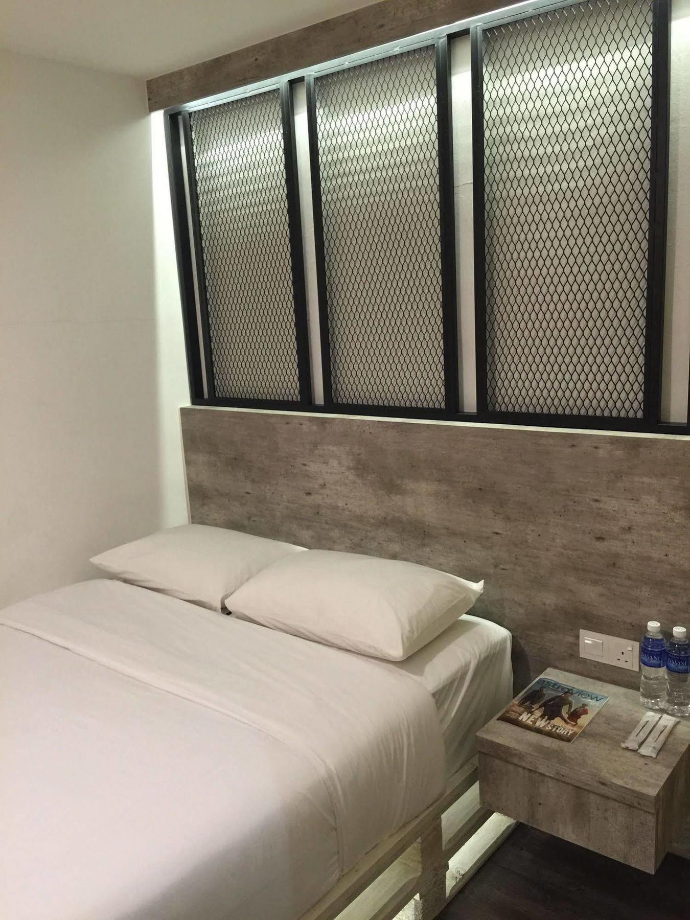 פונטיאן קסיל The Oikos Hotel מראה חיצוני תמונה