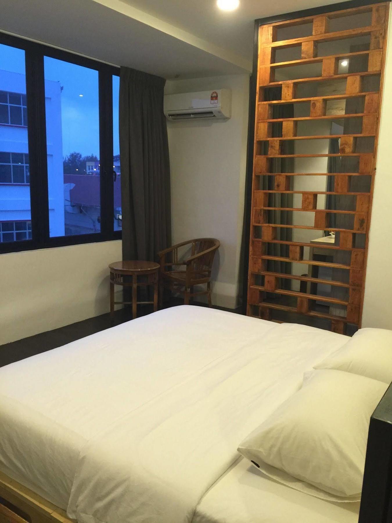 פונטיאן קסיל The Oikos Hotel מראה חיצוני תמונה