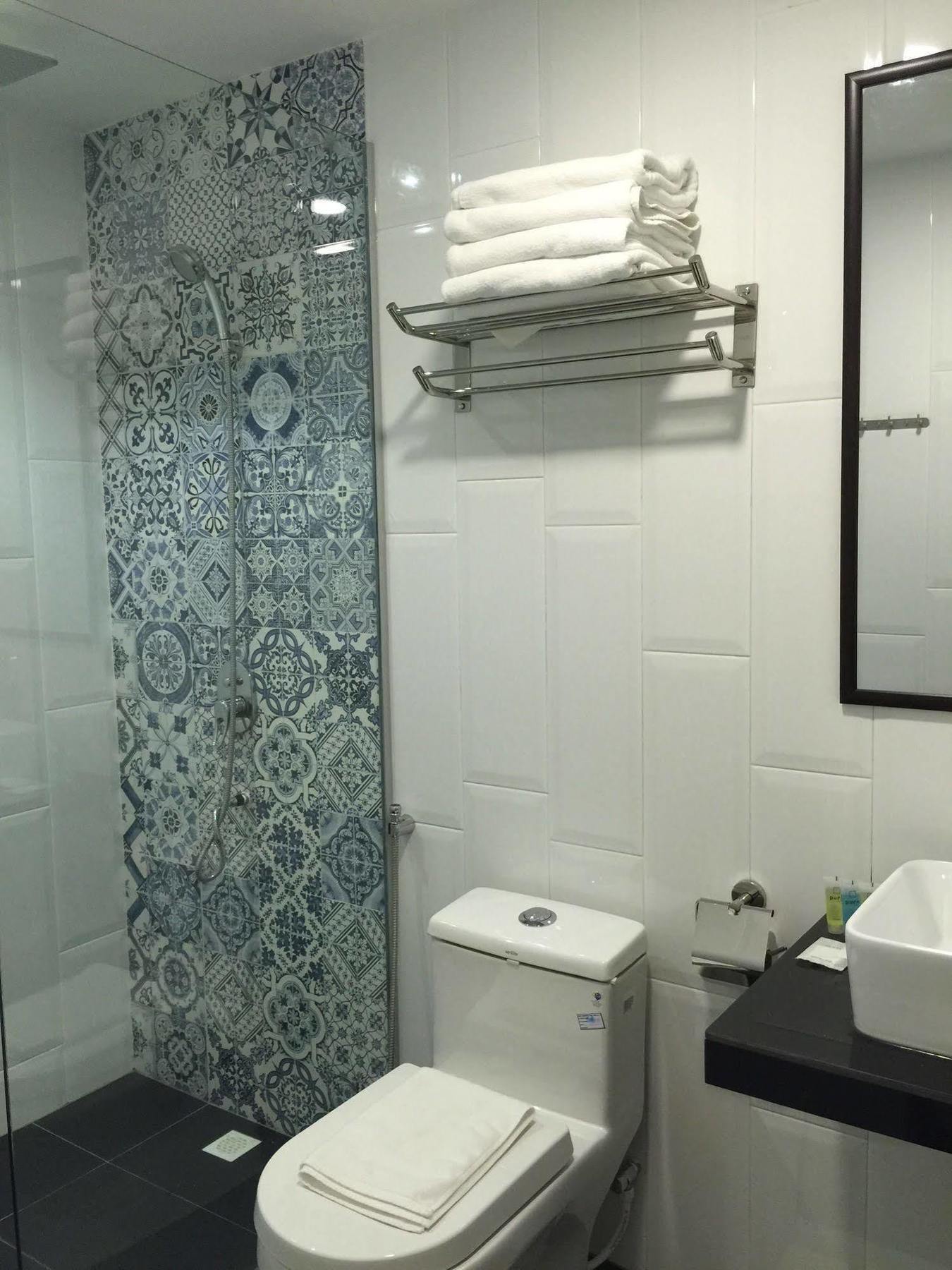 פונטיאן קסיל The Oikos Hotel מראה חיצוני תמונה