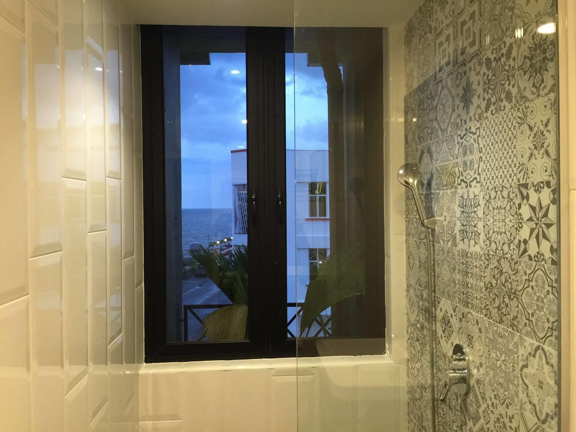 פונטיאן קסיל The Oikos Hotel מראה חיצוני תמונה